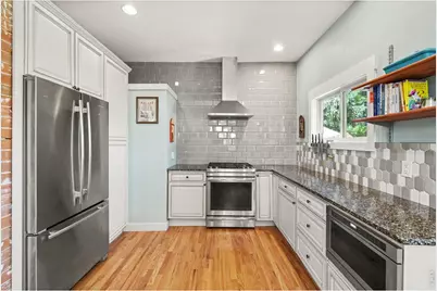 319 W 8th St, Loveland, CO 80537 - Photo 15