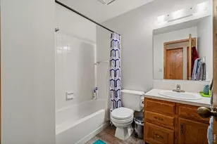 229 E 42nd St, Loveland, CO 80538 - Photo 11