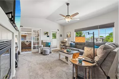 1703 Whitehall Dr #8C, Longmont, CO 80504 - Photo 15