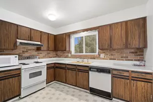 2424 Sheffield Cir W, Fort Collins, CO 80526 - Photo 13