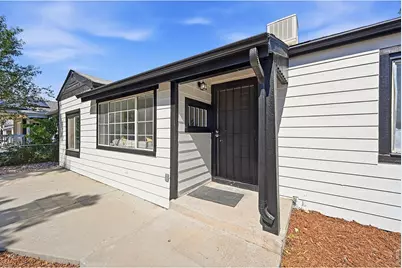 1902 Kenton St, Aurora, CO 80010 - Photo 3