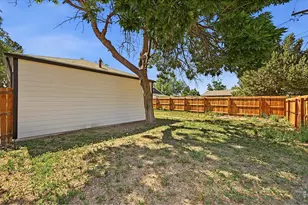 1902 Kenton St, Aurora, CO 80010 - Photo 25