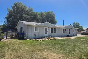 914 Cortez Ct, Loveland, CO 80537 - Photo 3