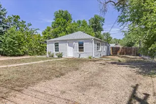 1225 Pleasant Acres Dr, Evans, CO 80620 - Photo 3