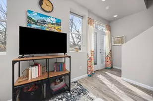 1116 Oak Cir, Lakewood, CO 80215 - Photo 9