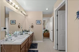 8588 W 93rd Ct, Broomfield, CO 80021 - Photo 43
