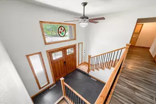 461 Karsh Dr, Longmont, CO 80504 - Photo 3