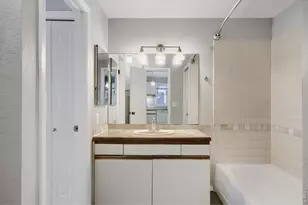 2201 Pearl St, Boulder, CO 80302 - Photo 15