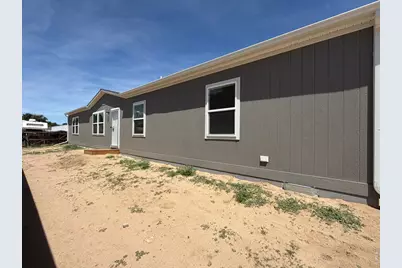 103 Beach Dr, Log Lane Village, CO 80705 - Photo 5