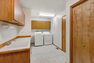 1991 Baldpate Ct, Estes Park, CO 80517 - Photo 23