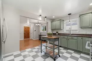 7270 Avrum Dr, Denver, CO 80221 - Photo 11