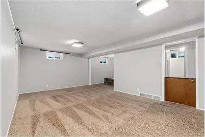 7270 Avrum Dr, Denver, CO 80221 - Photo 31