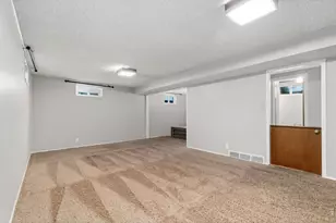 7270 Avrum Dr, Denver, CO 80221 - Photo 31