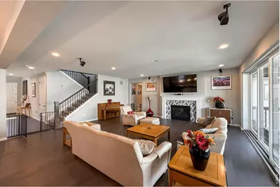 16277 Pikes Peak Dr, Broomfield, CO 80023 - Photo 13