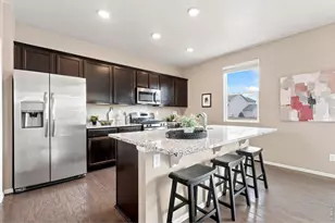 1663 Highfield Dr, Windsor, CO 80550 - Photo 9