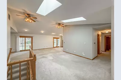 2224 Spindrift Dr, Longmont, CO 80503 - Photo 7