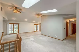 2224 Spindrift Dr, Longmont, CO 80503 - Photo 7