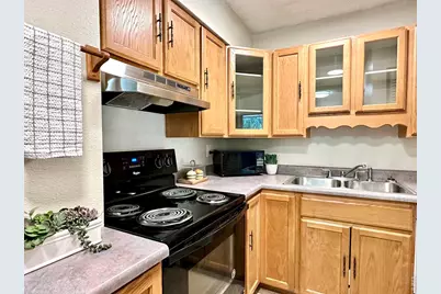 1705 Heatheridge Rd #B-205, Fort Collins, CO 80526 - Photo 5