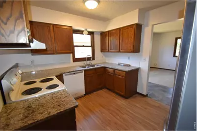 1306 Parker Dr, Longmont, CO 80501 - Photo 5