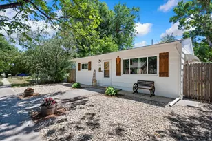 532 E 11th St, Loveland, CO 80537 - Photo 3