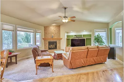 624 Park Pl Dr, Brighton, CO 80601 - Photo 5