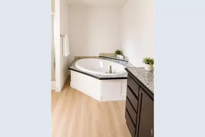 321 N 31st Ave, Greeley, CO 80631 - Photo 9