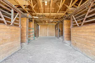 1916 W County Rd 6, Berthoud, CO 80513 - Photo 43