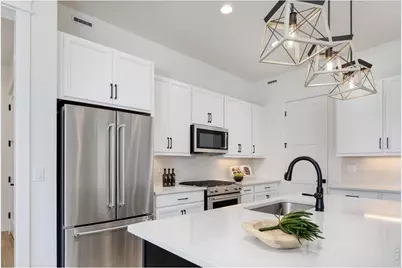 1651 Poplar Dr, Erie, CO 80516 - Photo 5