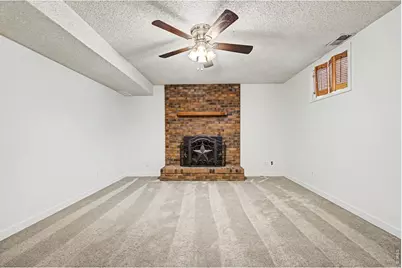 300 45th Ave, Greeley, CO 80634 - Photo 25