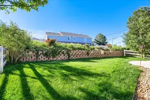 2049 Basalt Ct, Loveland, CO 80538 - Photo 25