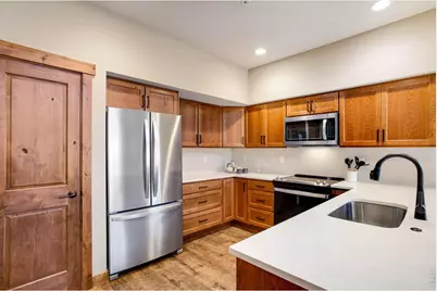 1616 Continental Peaks Cir, Estes Park, CO 80517 - Photo 13