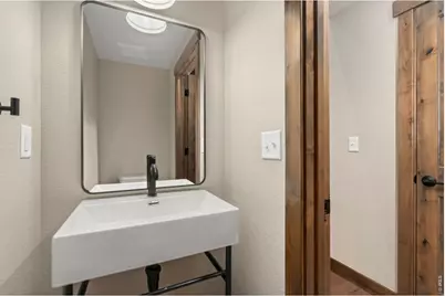 1724 Continental Peaks Cir, Estes Park, CO 80517 - Photo 21