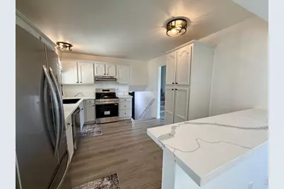 4422 W 9th St, Greeley, CO 80634 - Photo 9