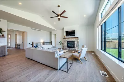 194 Boxwood Dr, Windsor, CO 80550 - Photo 7