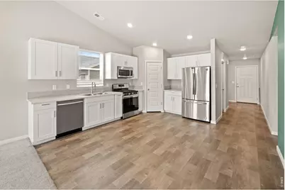 370 Cherokee Trl, Ault, CO 80610 - Photo 5