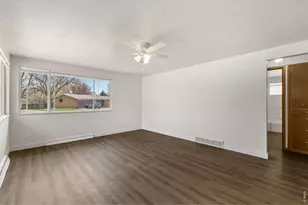 817 Litle Ct, Loveland, CO 80537 - Photo 3