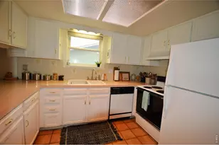 3814 Columbia Dr, Longmont, CO 80503 - Photo 3