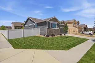 862 Sunlight Peak Dr, Severance, CO 80550 - Photo 41
