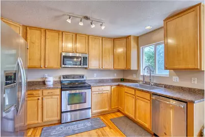 7476 Skyline St, Longmont, CO 80504 - Photo 11