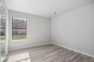 225 E 8th Ave, Longmont, CO 80504 - Photo 19