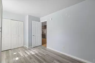 225 E 8th Ave, Longmont, CO 80504 - Photo 23