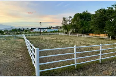 6608 W County Road 20, Loveland, CO 80537 - Photo 23