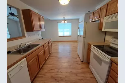 738 Glenloch Dr, Fort Collins, CO 80524 - Photo 7