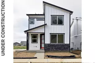 533 S 10th St, Berthoud, CO 80513 - Photo 1
