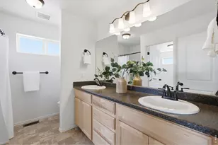 1604 102nd Ave, Greeley, CO 80634 - Photo 17