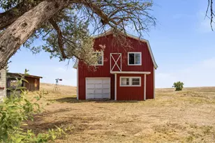 39850 E 160th Ave, Keenesburg, CO 80643 - Photo 9