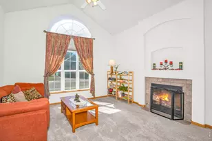 312 Holladay Ct, Loveland, CO 80537 - Photo 5