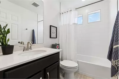 1050 Highlands Dr, Erie, CO 80516 - Photo 17