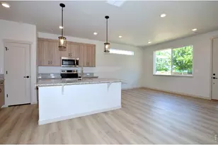 529 S 10th St, Berthoud, CO 80513 - Photo 17
