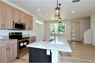 529 S 10th St, Berthoud, CO 80513 - Photo 13
